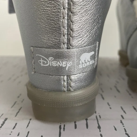 Sorel X Disney Joan of Arctic Wedge Boots Frozen ll Size Women’s 6.5 RARE - Picture 12 of 16